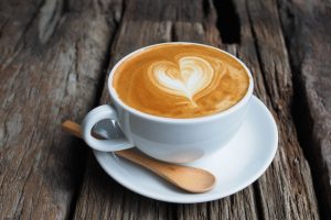 Tips Membuat Kopi Ala Cafe di Rumah